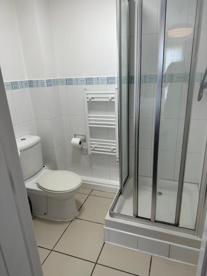 Superb 2 Bed 2 Bathroom Free Parking Дарби Екстериор снимка